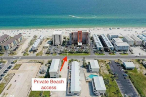 Renovated Condo With Pool and exclusive Beach Access